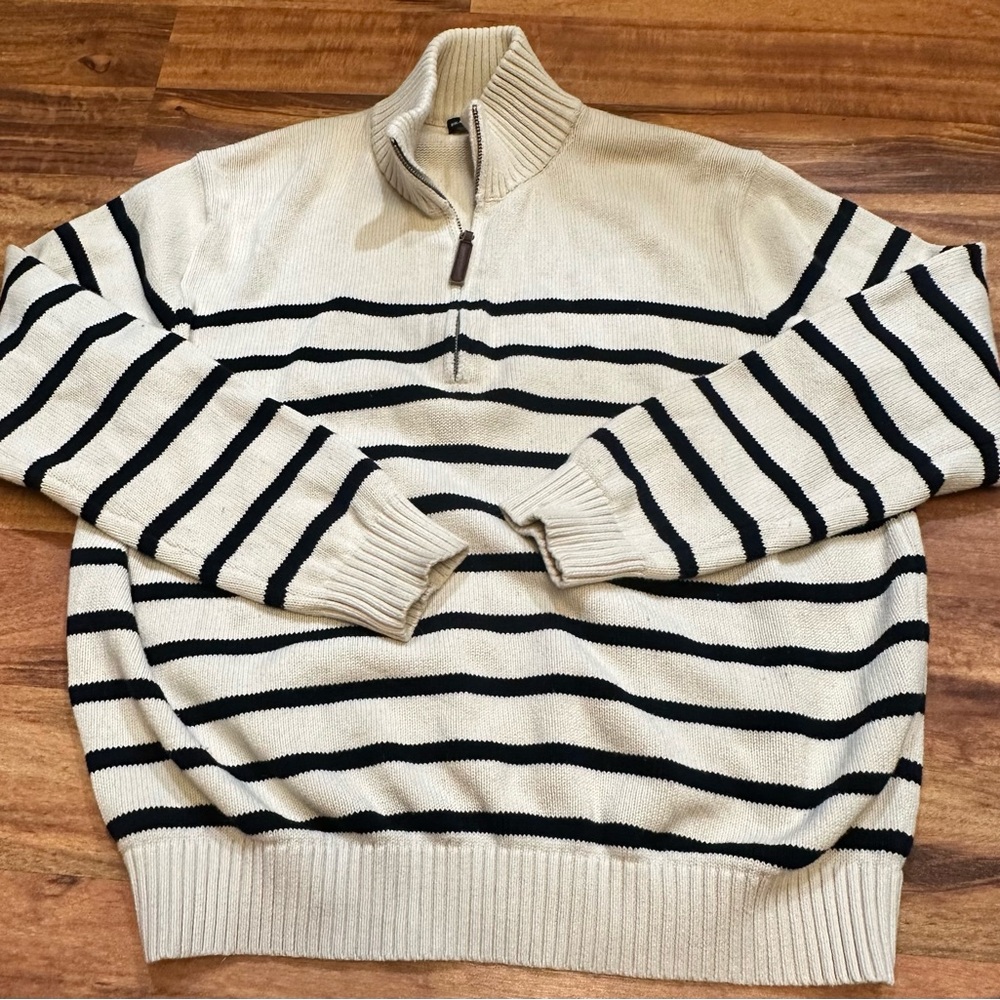 EUC Brandy Melville Aleah Striped Sweater-One Size